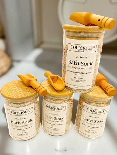 Handmade Bath Soak Infused With Oats and Dry Orange Slice. Rose Petals or Chamomile.