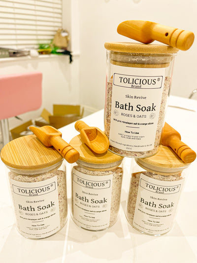 Handmade Bath Soak Infused With Oats and Dry Orange Slice. Rose Petals or Chamomile.